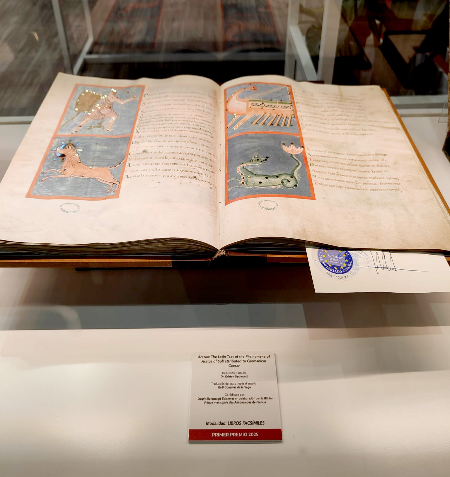 Showcase of the awarded facsimile Aratea